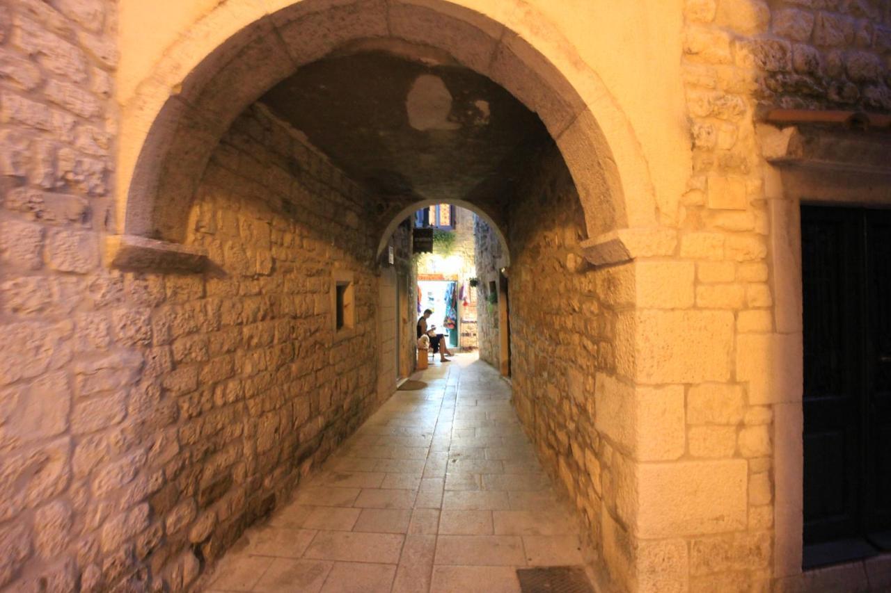 Villa Town House In The Centre Of Historic Trogir Extérieur photo
